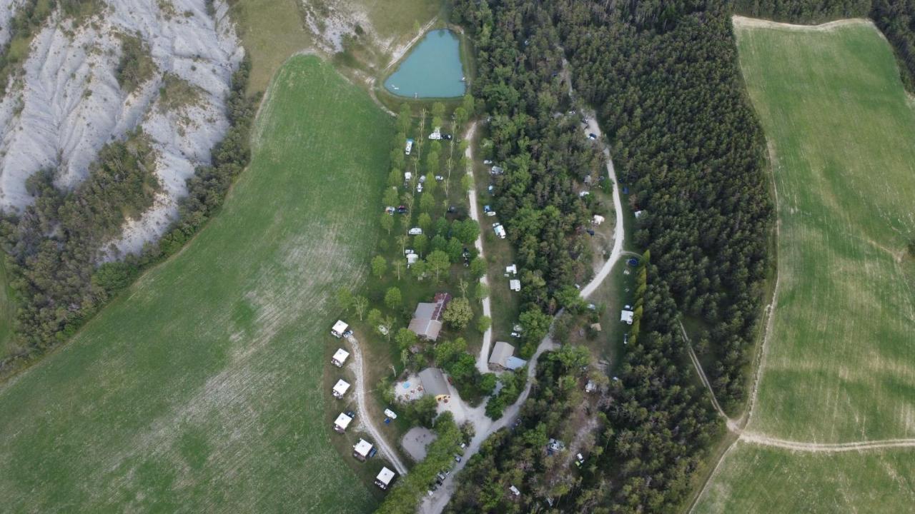 Camping Du Villard Thorame-Basse Zewnętrze zdjęcie