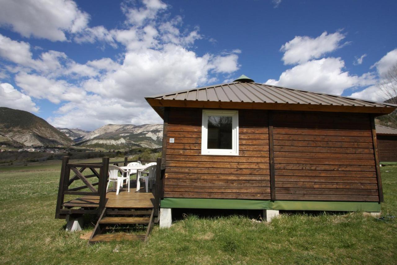 Camping Du Villard Thorame-Basse Zewnętrze zdjęcie
